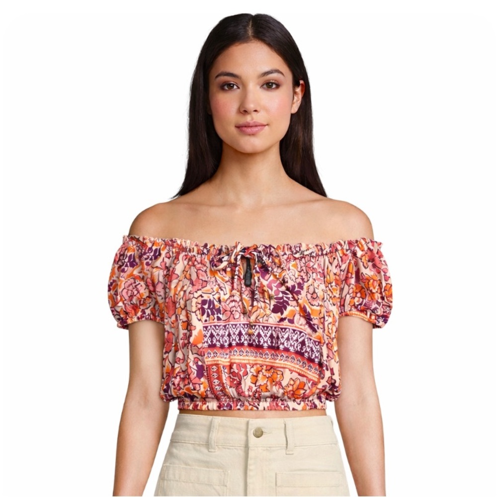 NWT $36 Angie Off-the-Shoulder Cap Sleeve Crop Top – Juniors S / M / L